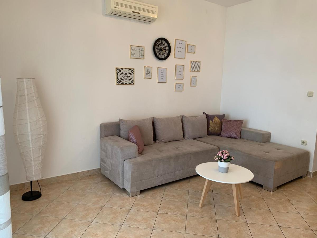 Omis Relaxing Sea Lounge Apartman Marusici  Kültér fotó