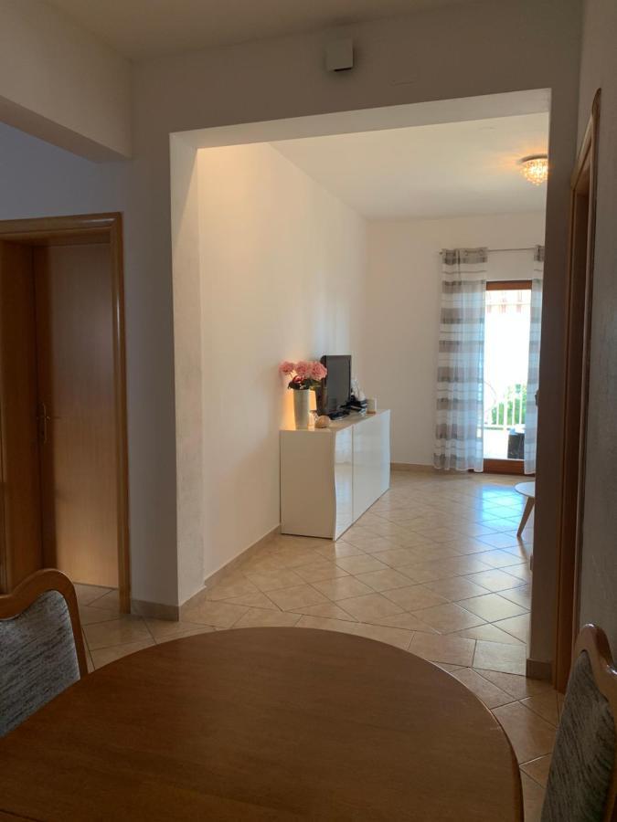 Omis Relaxing Sea Lounge Apartman Marusici  Kültér fotó
