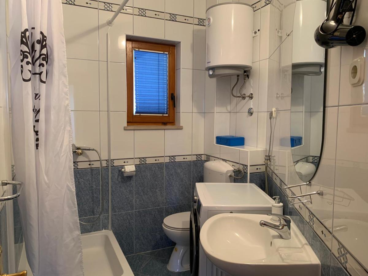Omis Relaxing Sea Lounge Apartman Marusici  Kültér fotó